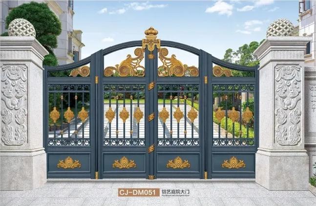 不生锈的颜值担当｜铝艺大门VS铁门：360°抗腐蚀实测PK